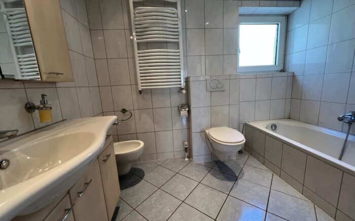 Badezimmer EG